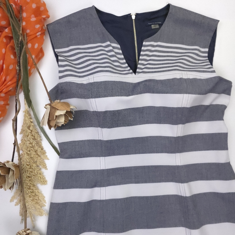 Tommy Hilfiger Women's Blue Grayish Striped Dress Sz 12 - Picture 2 of 10